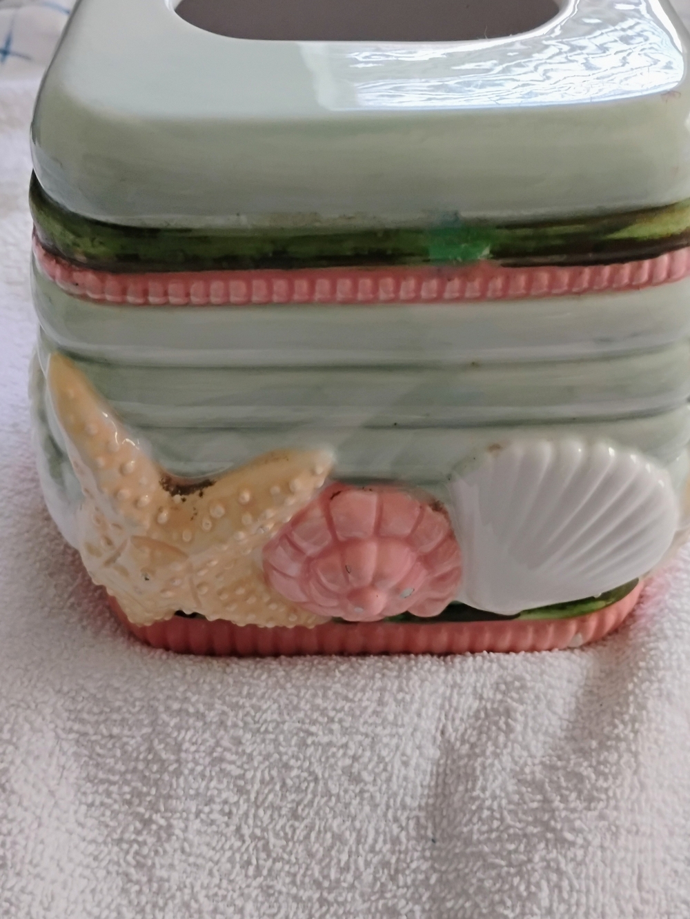 Coastal Seashell Ceramic Tissue Box Cover - Pastel Green and Pink